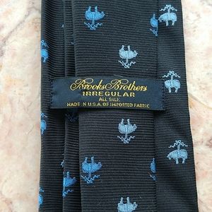 #6 PRICE REDUCED Brooks Brothers HOST PICK NWOT